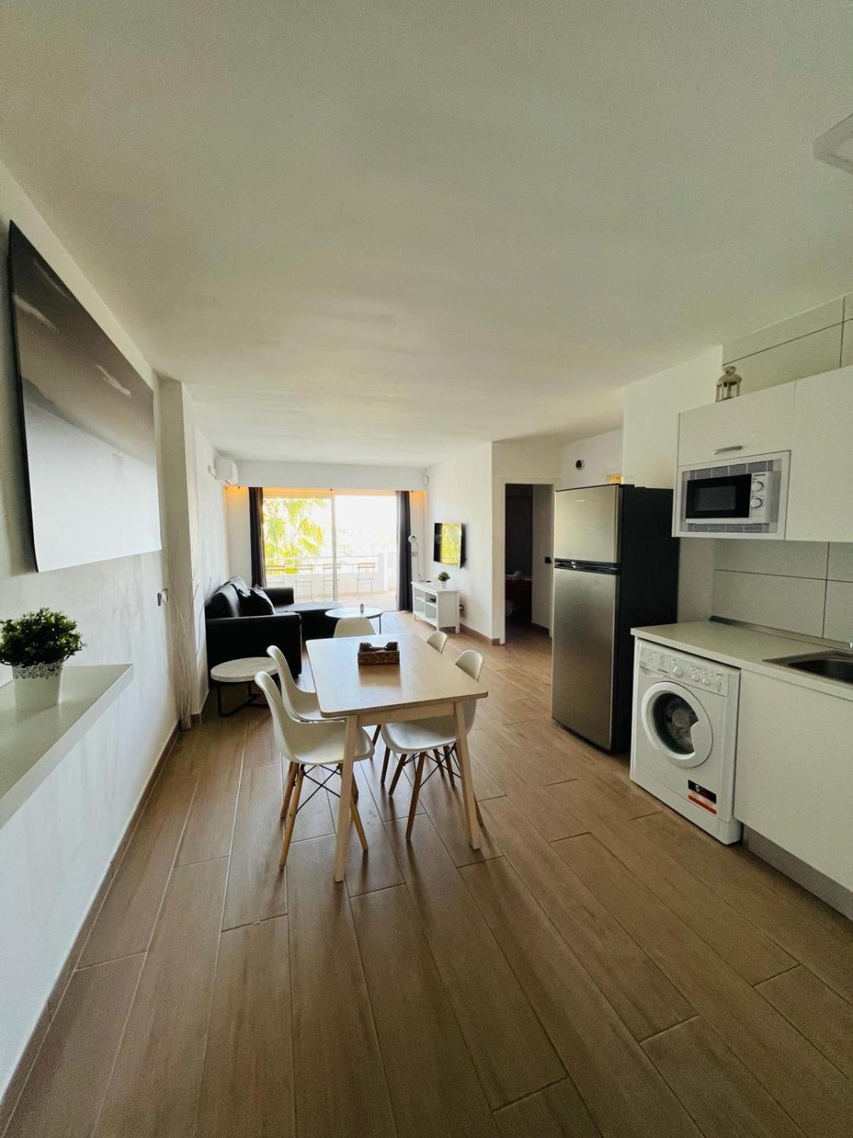 Bright Apartment In Puerto Alcudia Port de Alcudia  Ngoại thất bức ảnh